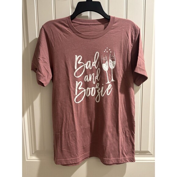 Women’s Large Tee “Bad & Boozie” Graphic Print Mauve - Picture 1 of 3